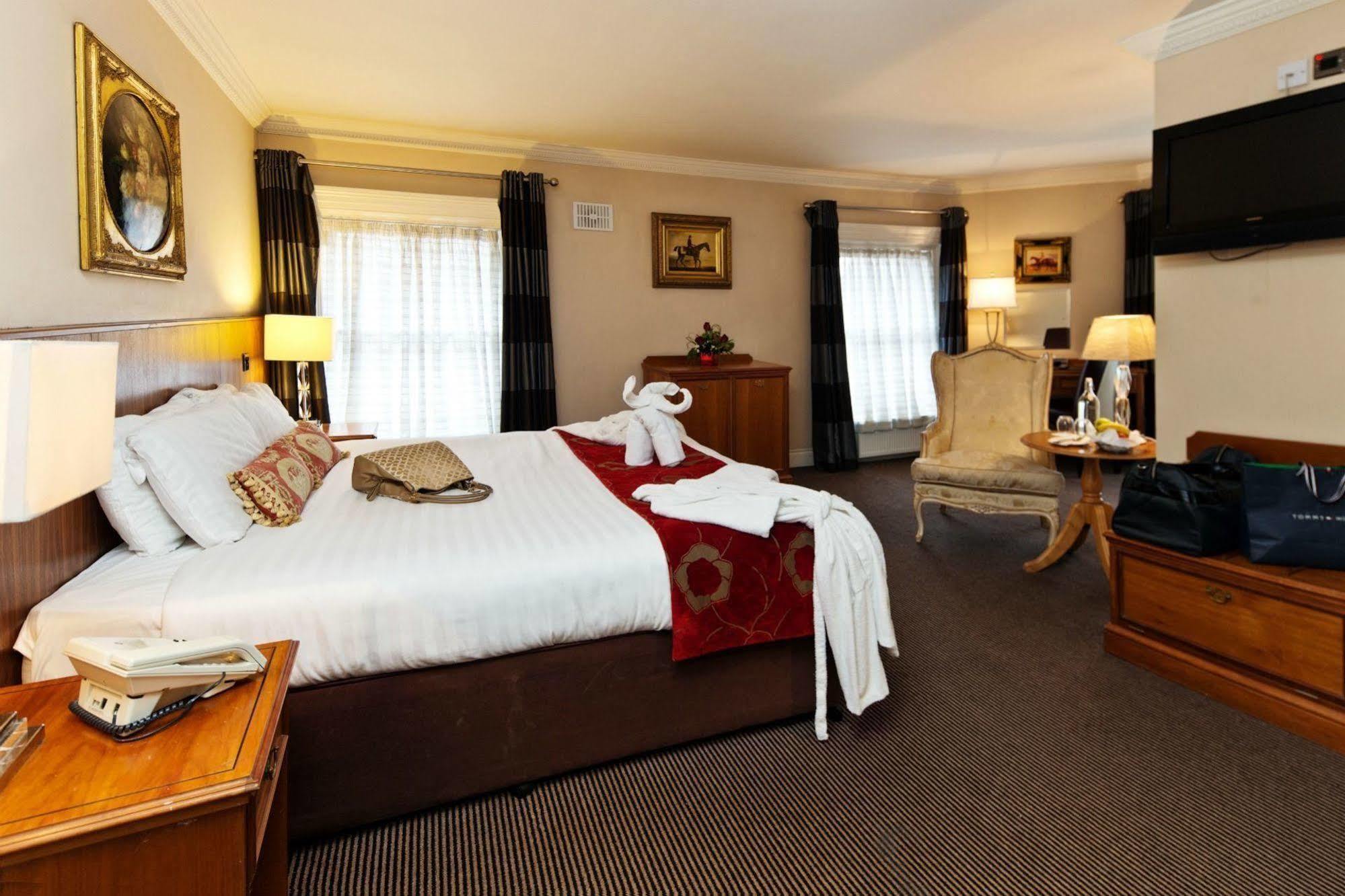 Central Hotel Hotel 3*