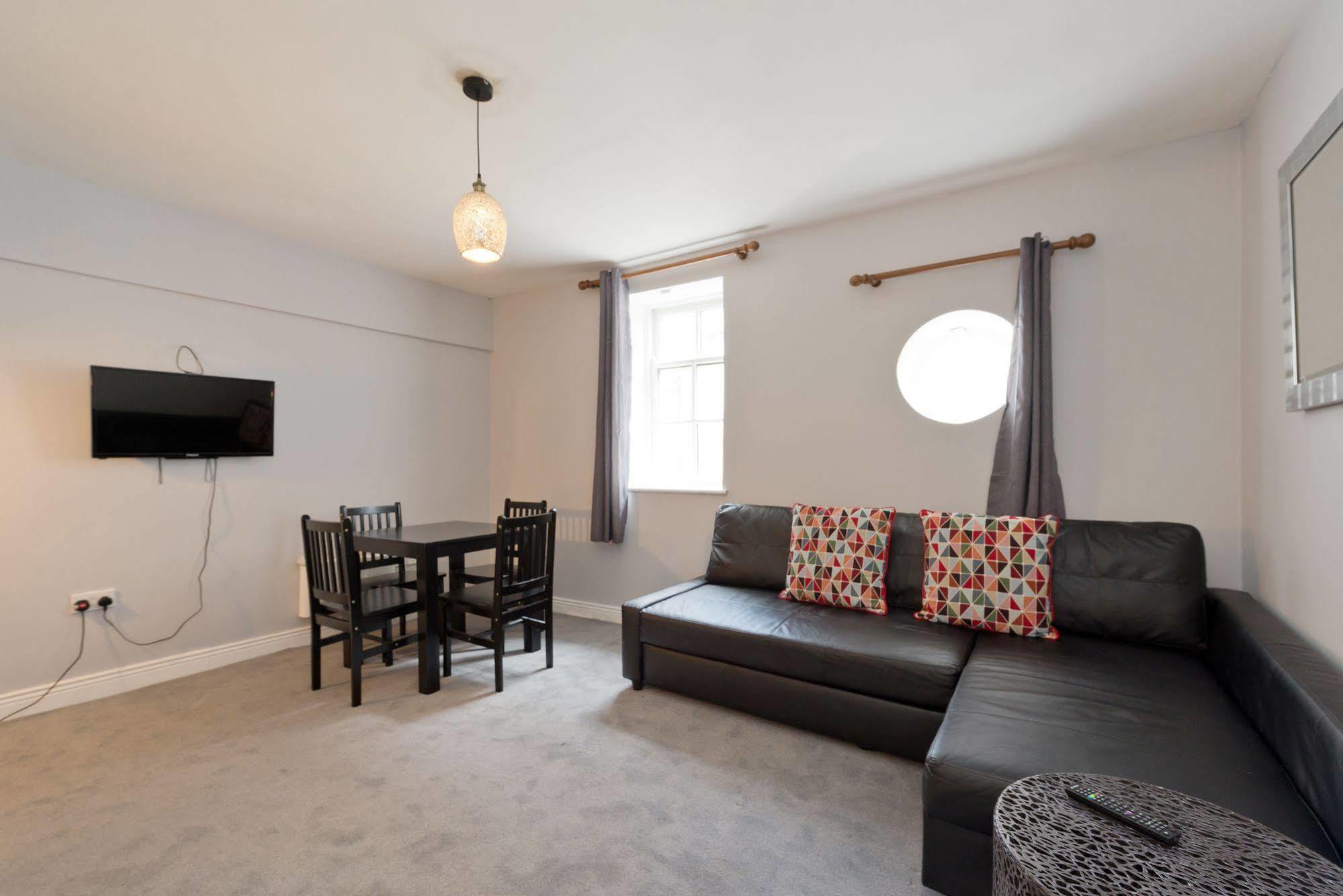 Riverhouse Of Temple Bar Hotel