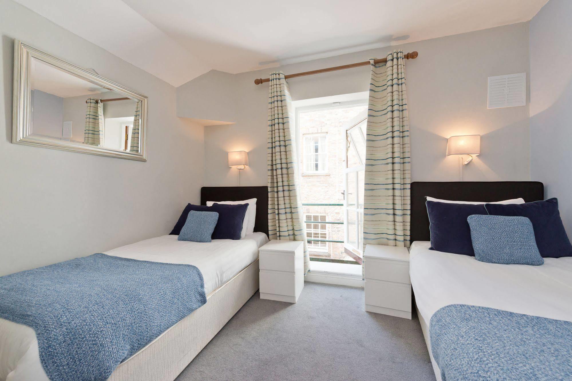 Riverhouse Of Temple Bar Hotel 2*