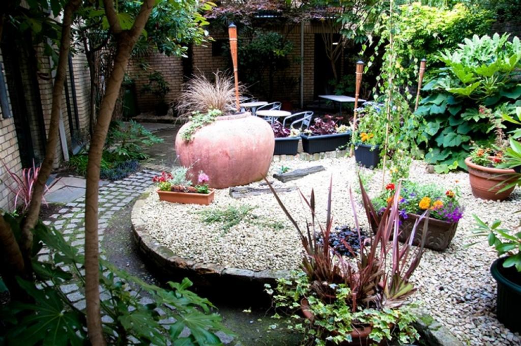 The Townhouse 3*