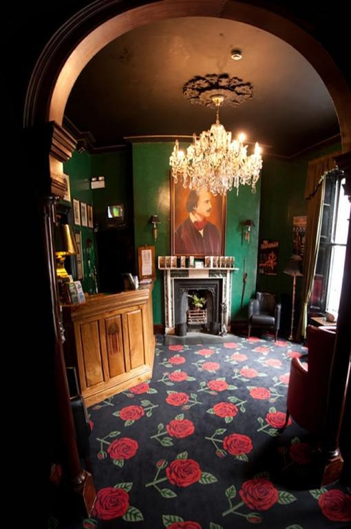 The Townhouse Hotel 3*