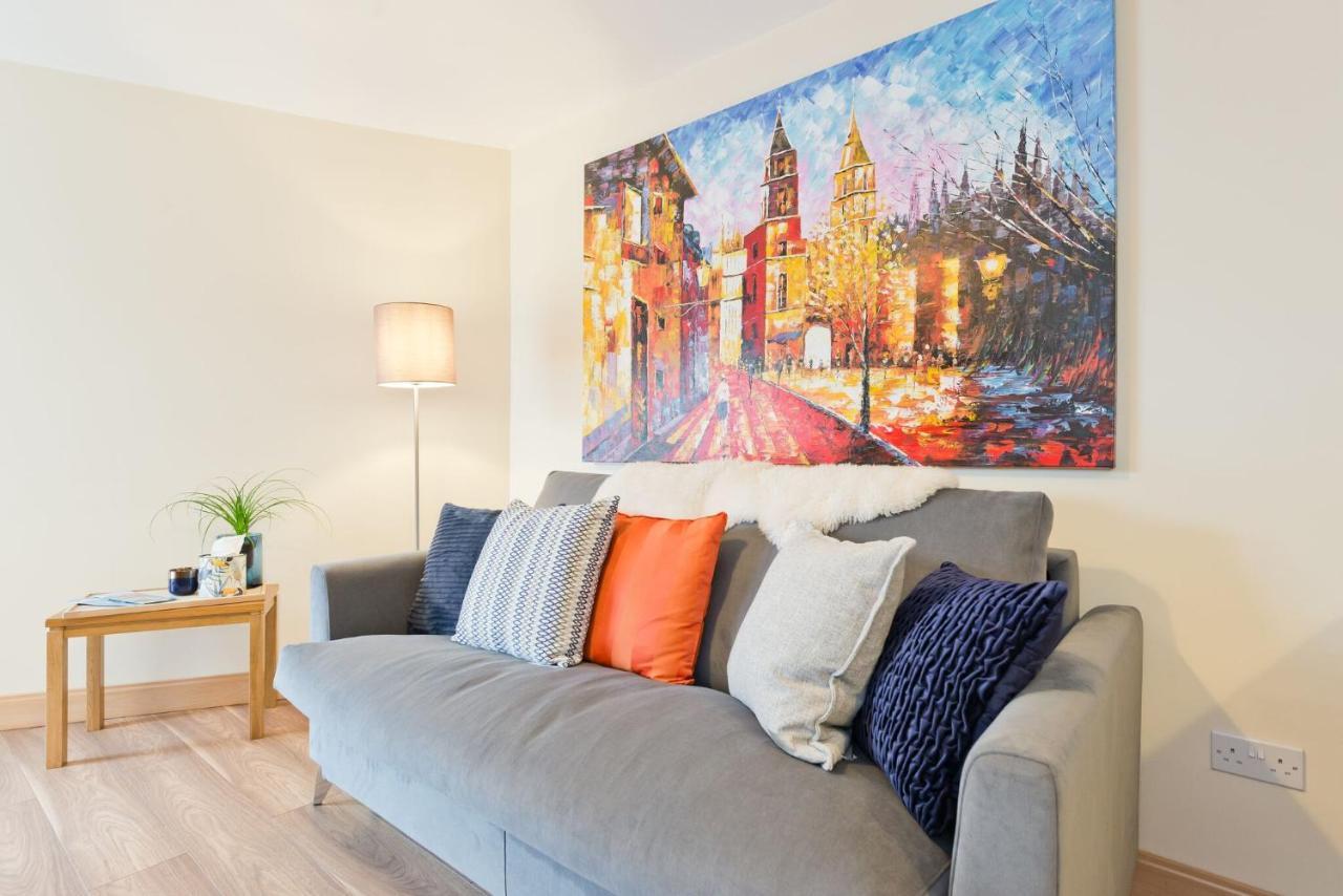 Broc House Aparthotel 4*