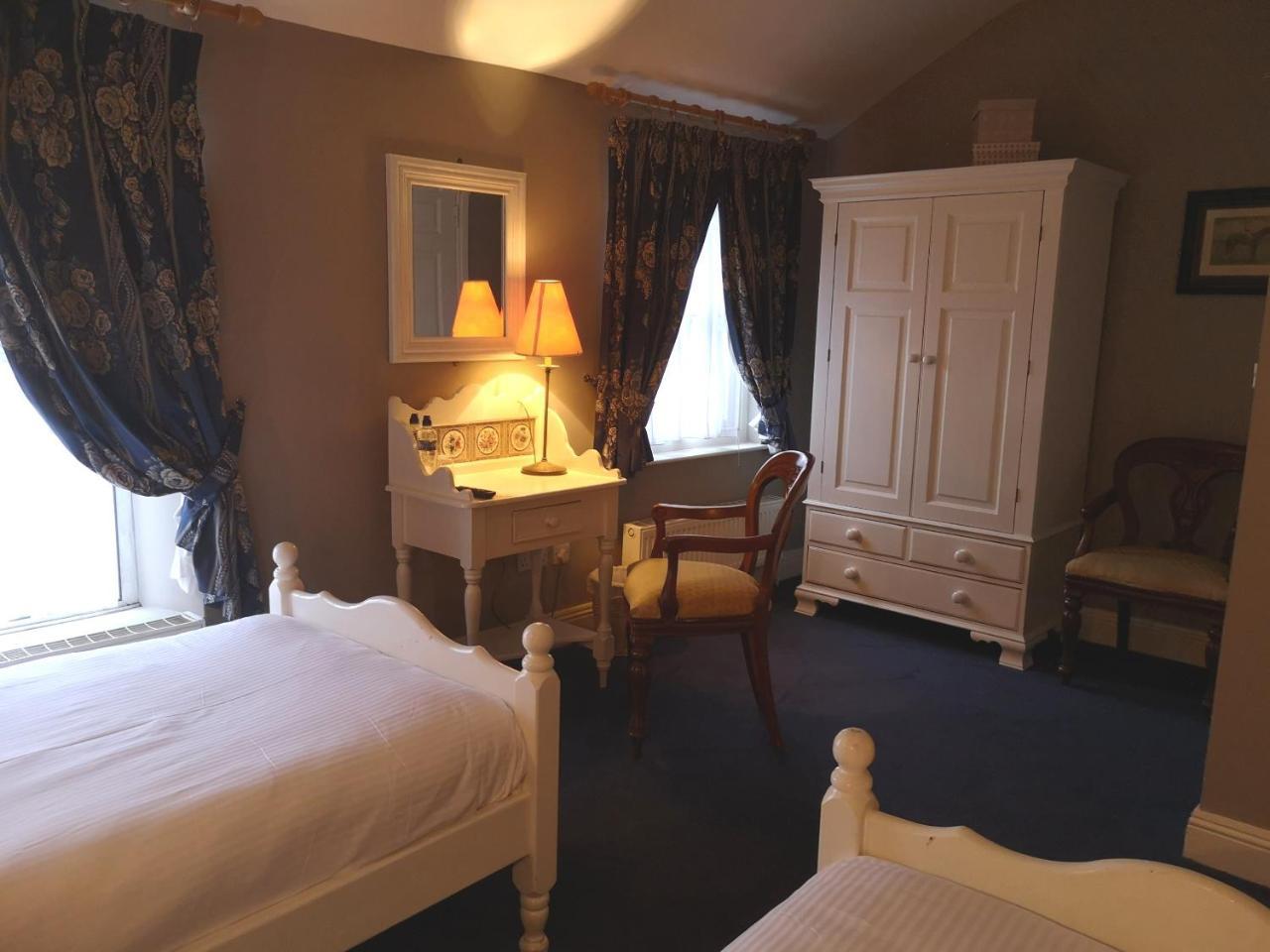 O'neills Victorian Pub & Townhouse Guest house Dublin