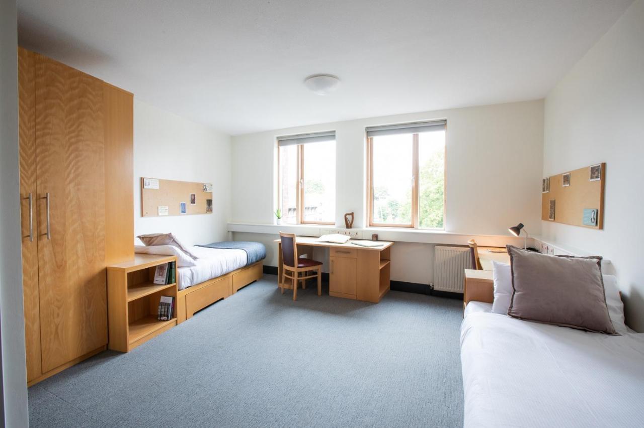 Trinity Hall - Suburban * Dublin