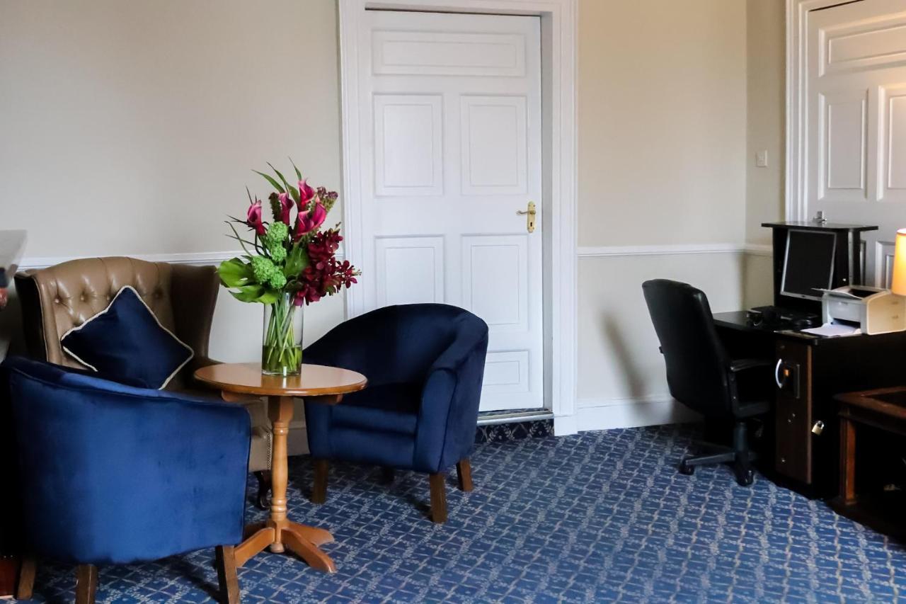 Hotel The Charles Stewart