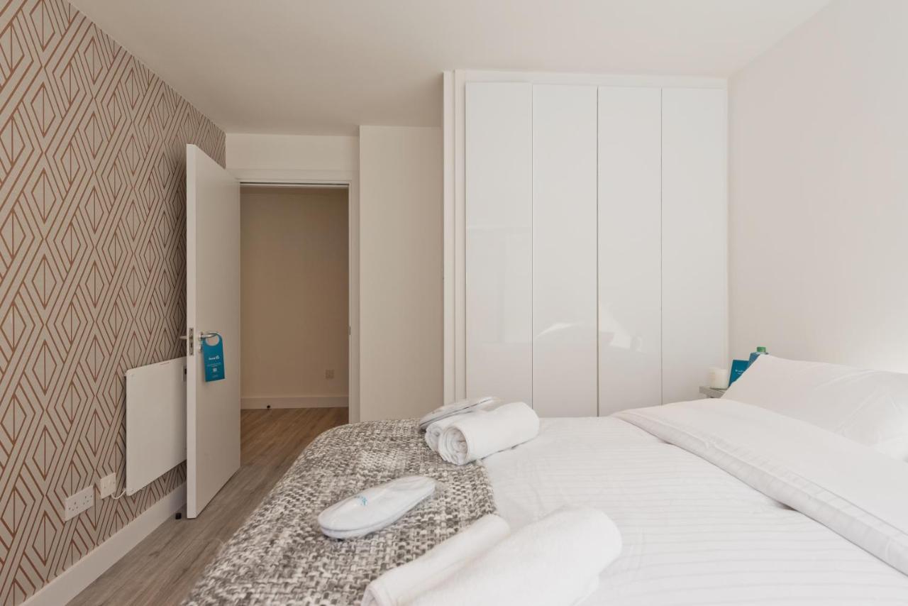 Apartment Sweet - Trinity Plaza *