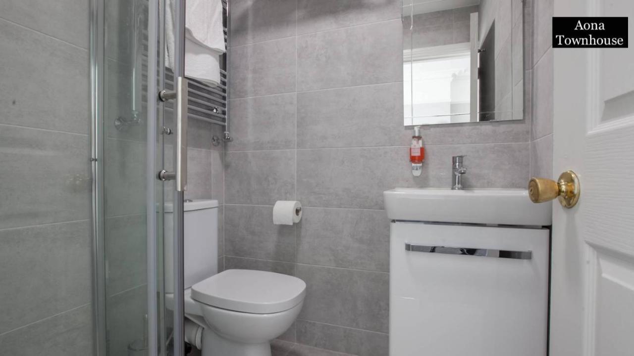 Guest house Aona Townhouse