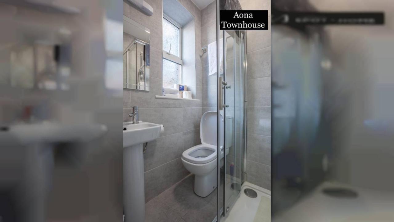 Guest house Aona Townhouse