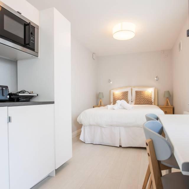 Aona Townhouse
