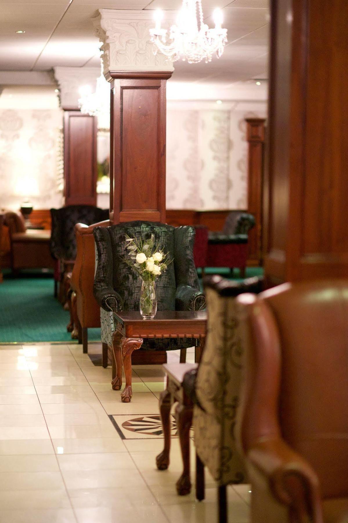 Hotel The Ripley Court 3*