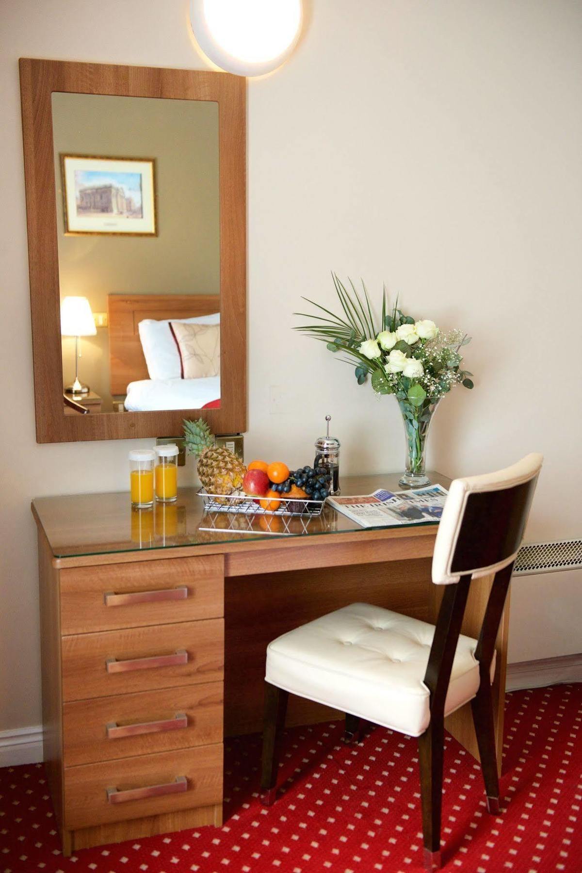 The Ripley Court 3*