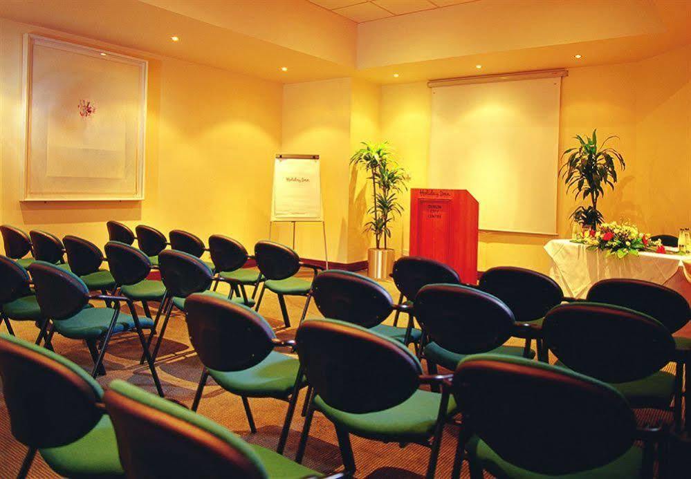 Hotel Maldron Pearse Street 4*