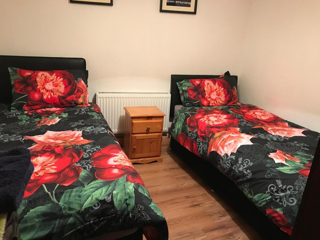 Green Lane Apartment