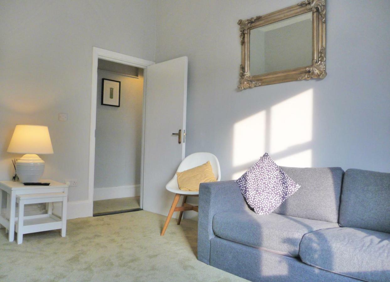 Donnybrook Townhouse Apartment *