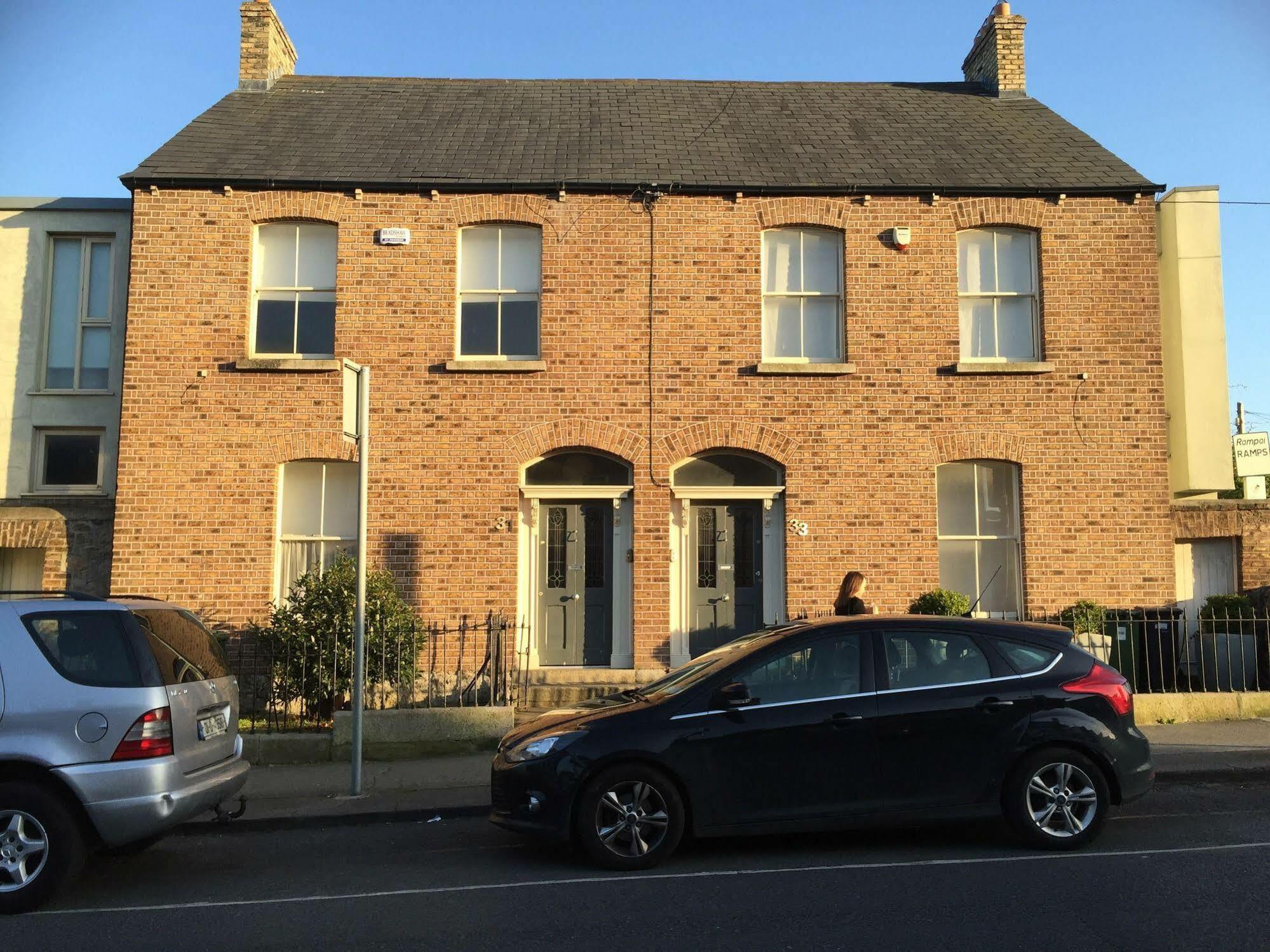 Montrose House Hotel 3*