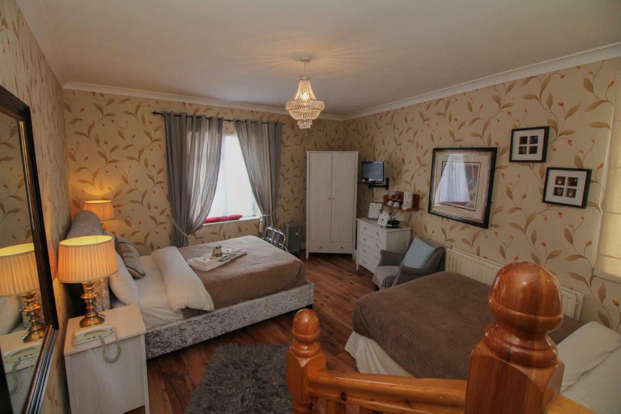 Donnybrook Hall Gasthof 3*