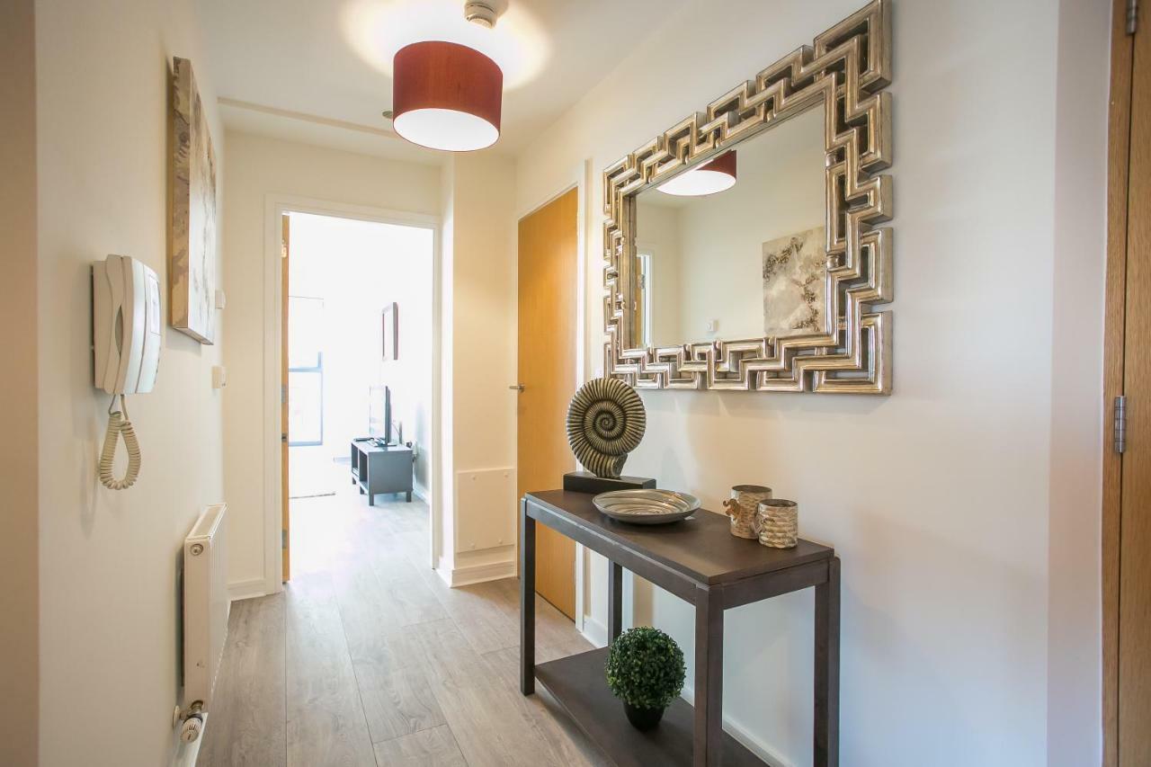 Grand Canal Square Apartment *