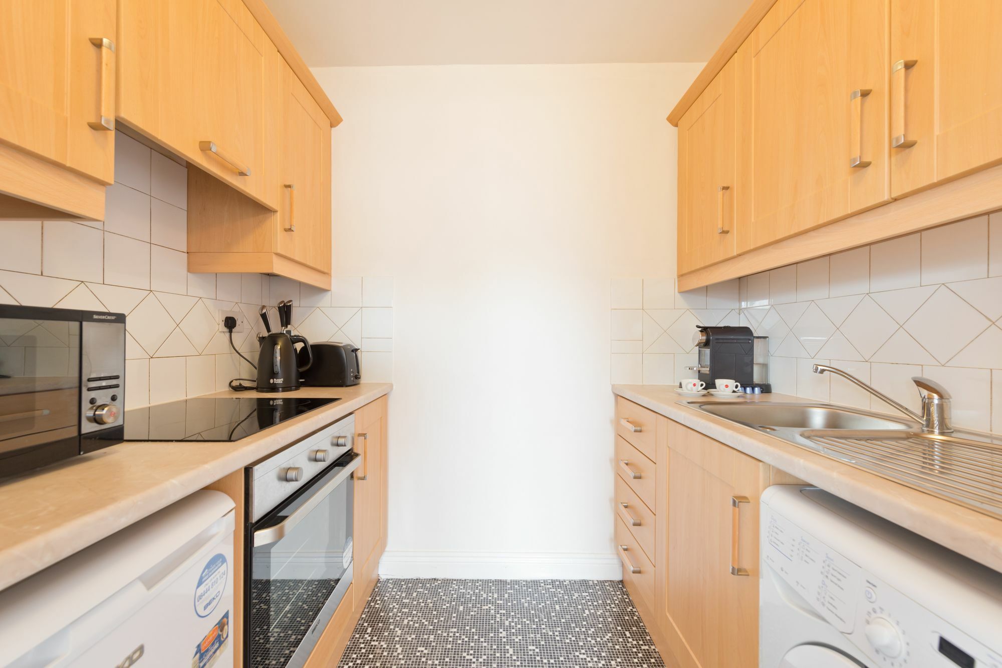 Castle Area Apartment *