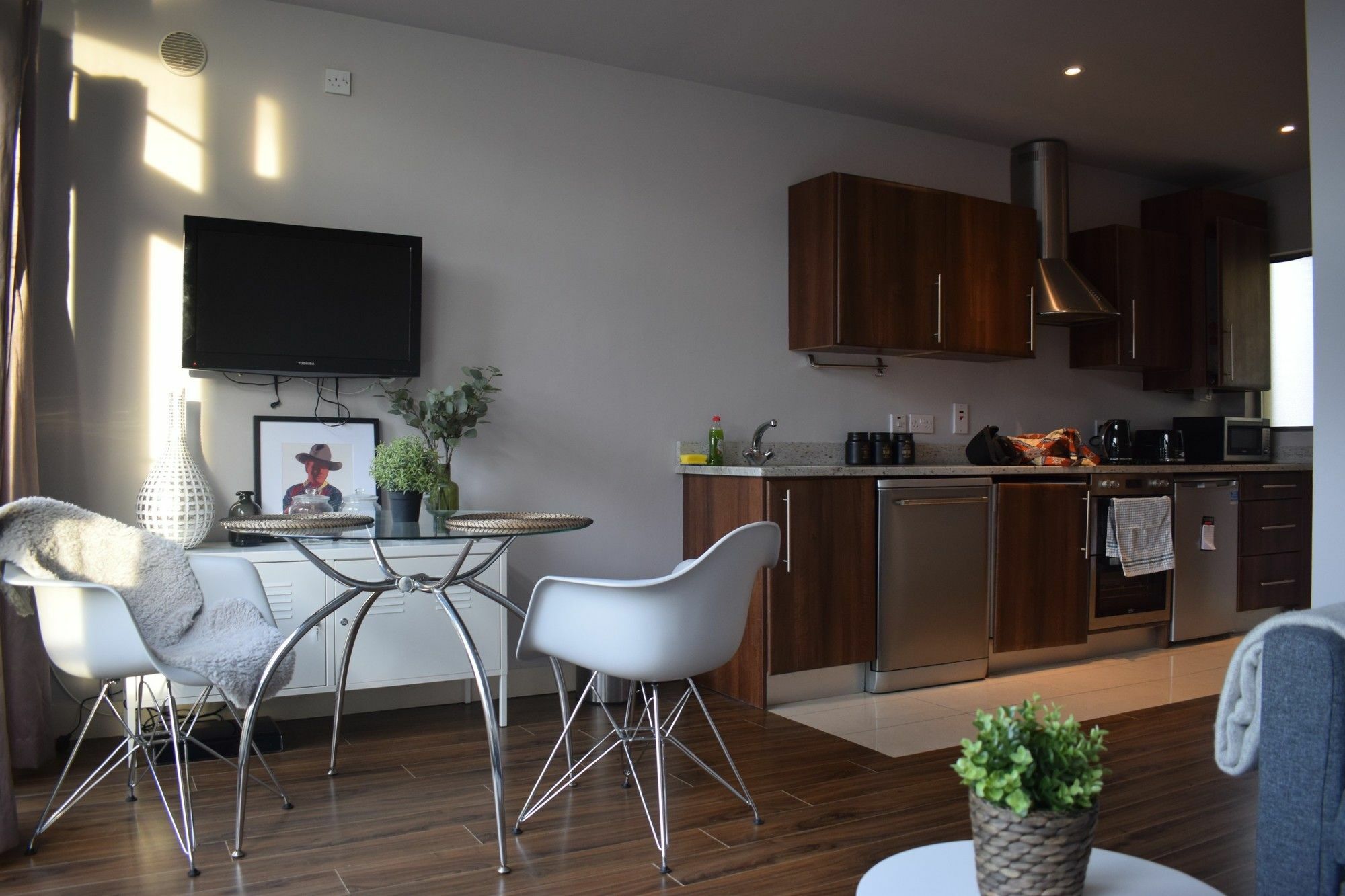 1 Bedroom With Balcony In Apartment Dublin