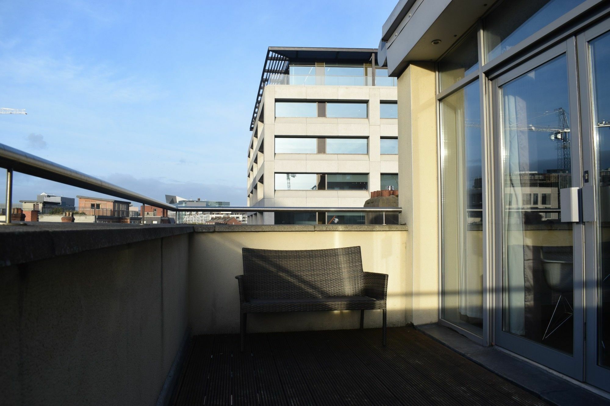 1 Bedroom With Balcony In *