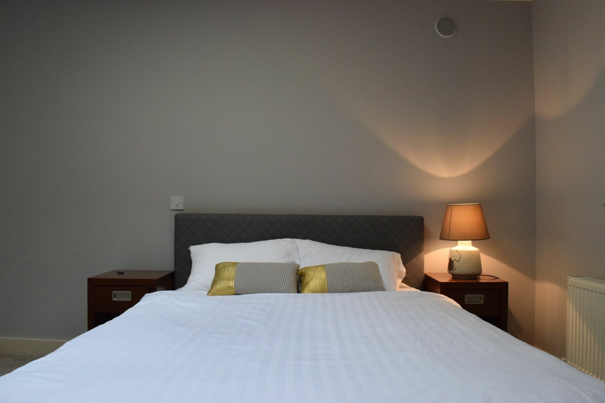 1 Bedroom With Balcony In *