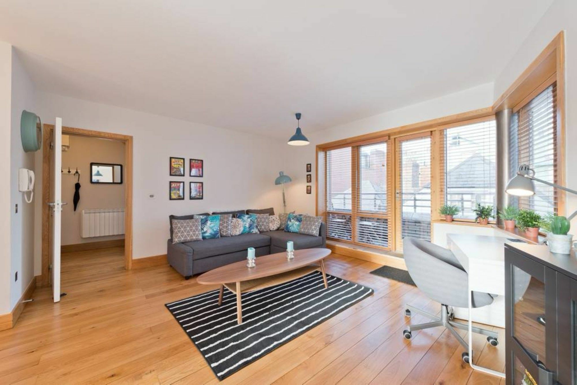 Apartment 2 Bedroom Centre With Patio Sleeps 6 Dublin