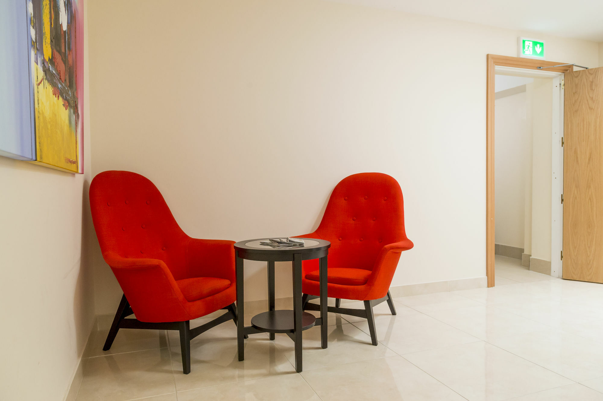 Five Lamps Apartment *