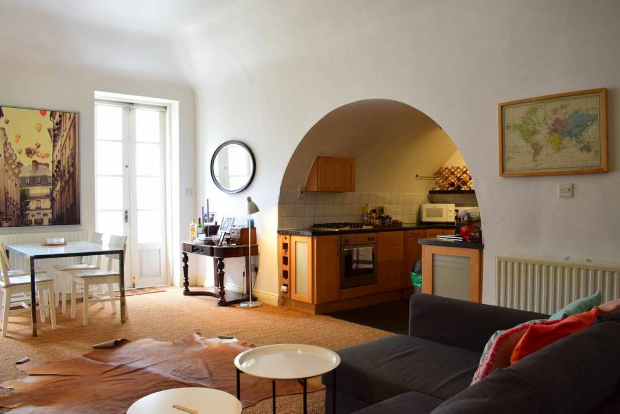 1 Bedroom In Centre Location Apartment
