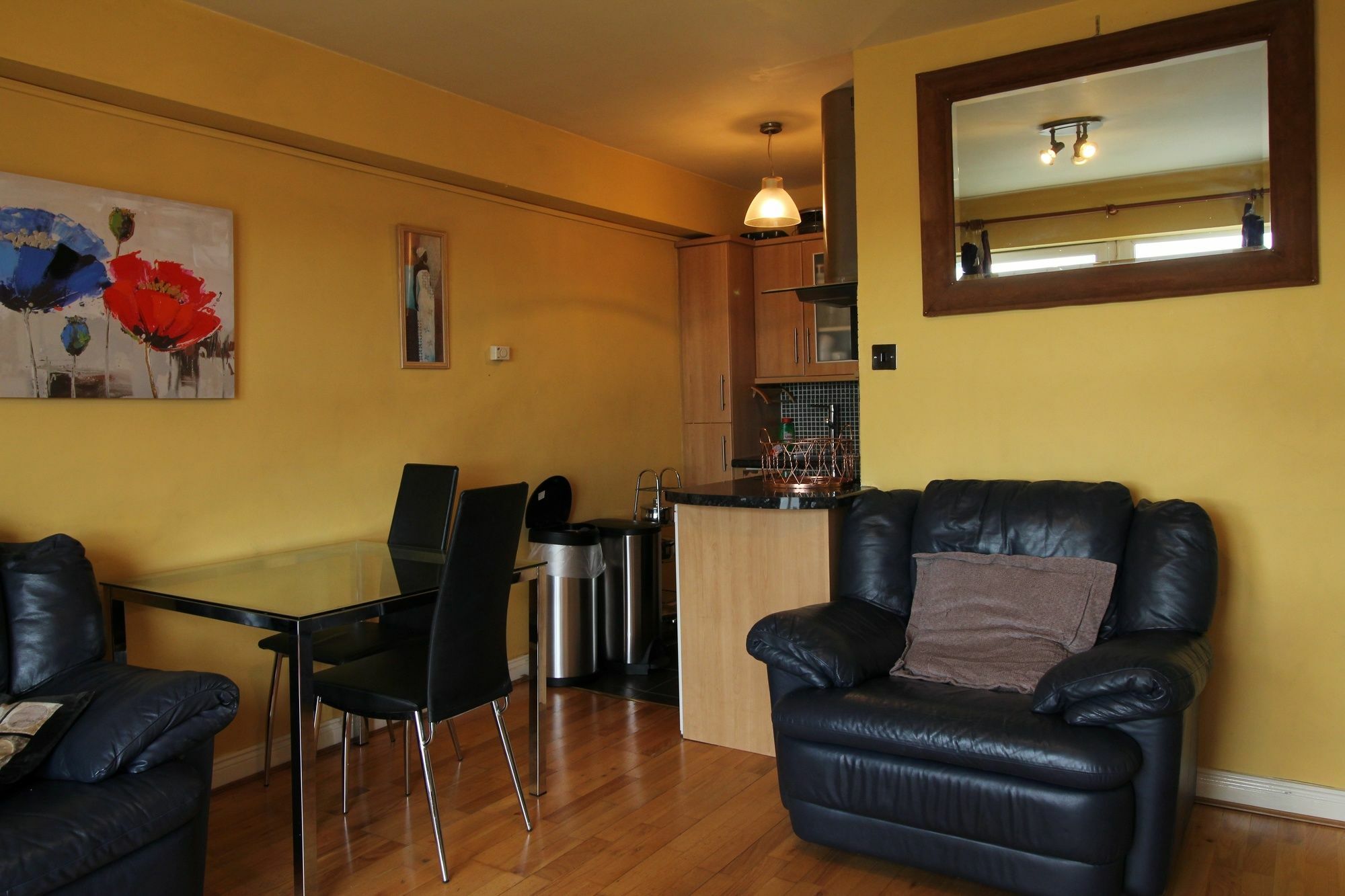 Gresham Self Catering Apartment *