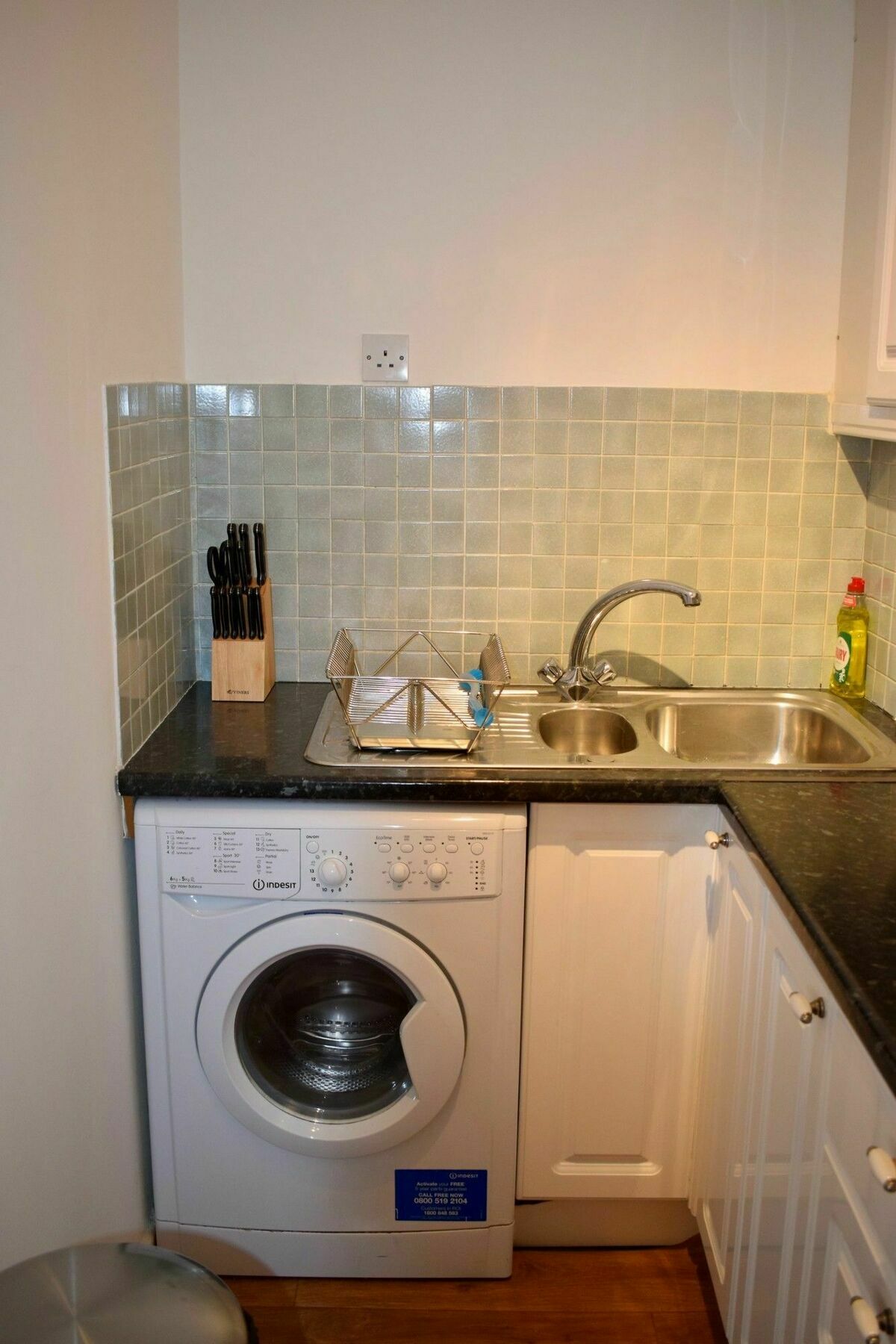Apartment 2 Bedroom Near Historical Christchurch