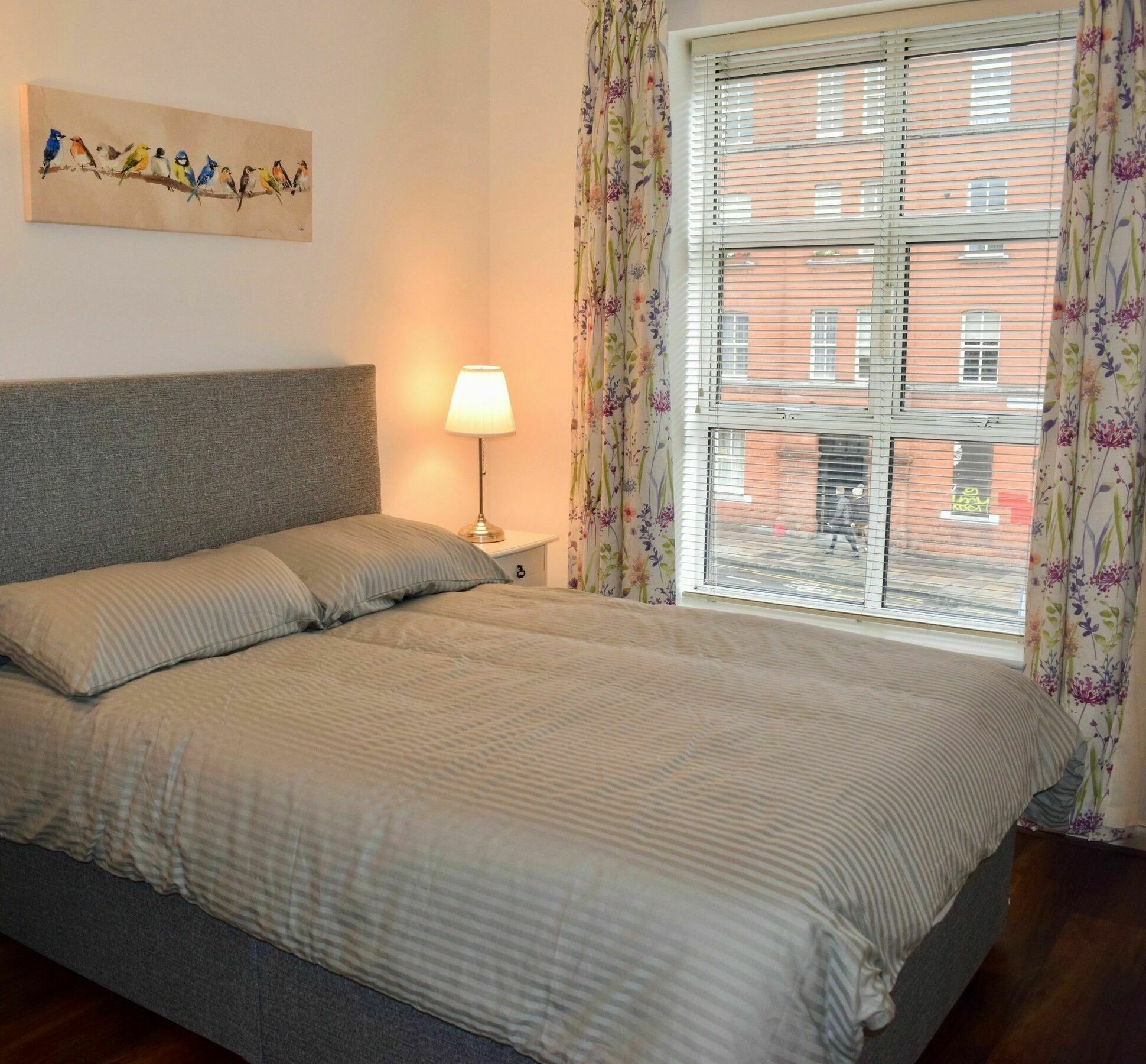 2 Bedroom Near Historical Christchurch *