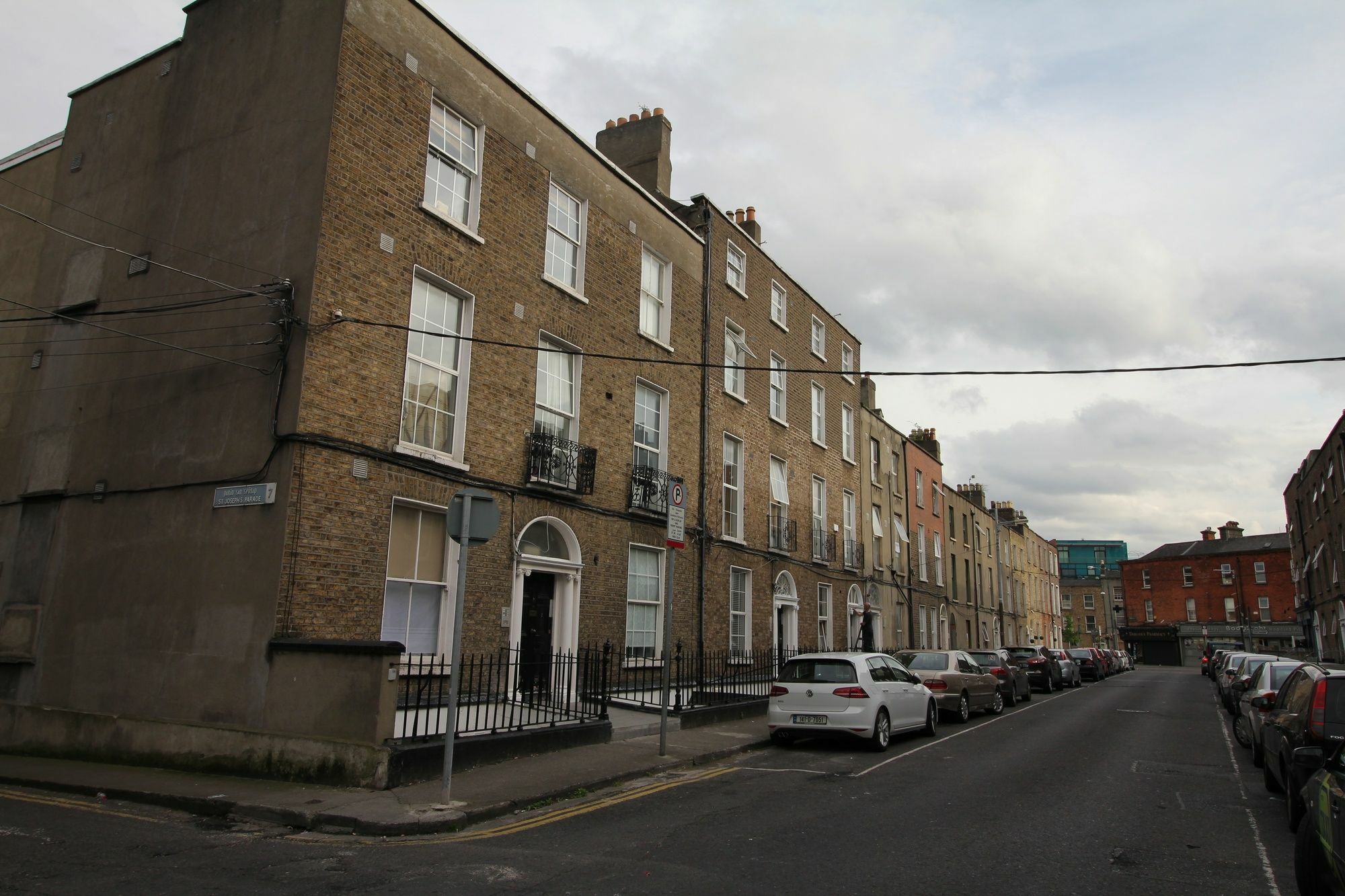 Nelson Street Apartment