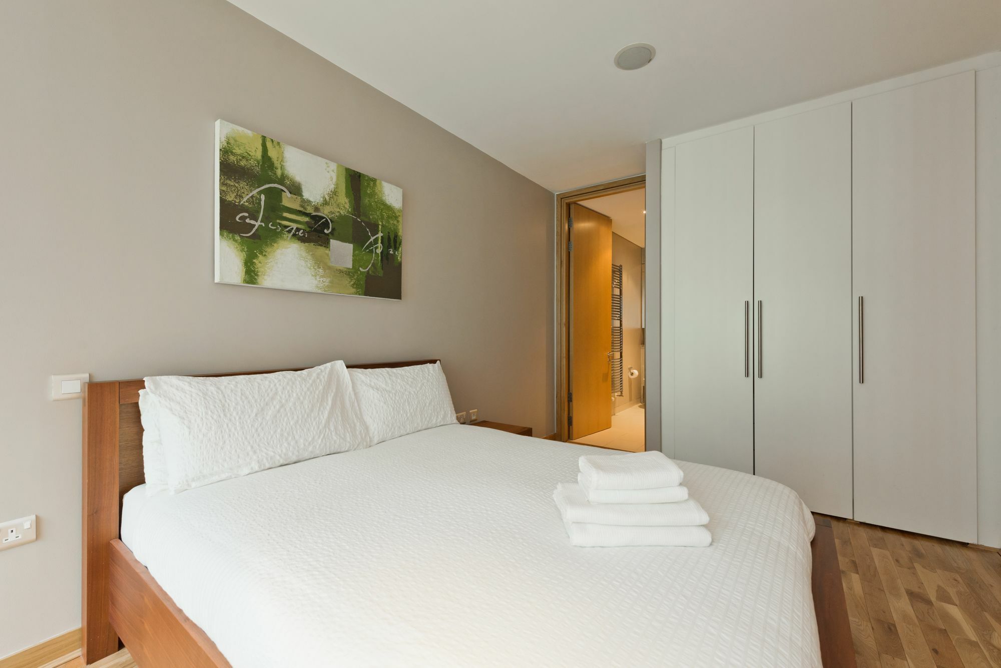 Apartment Birch At Spencer Dock Dublin