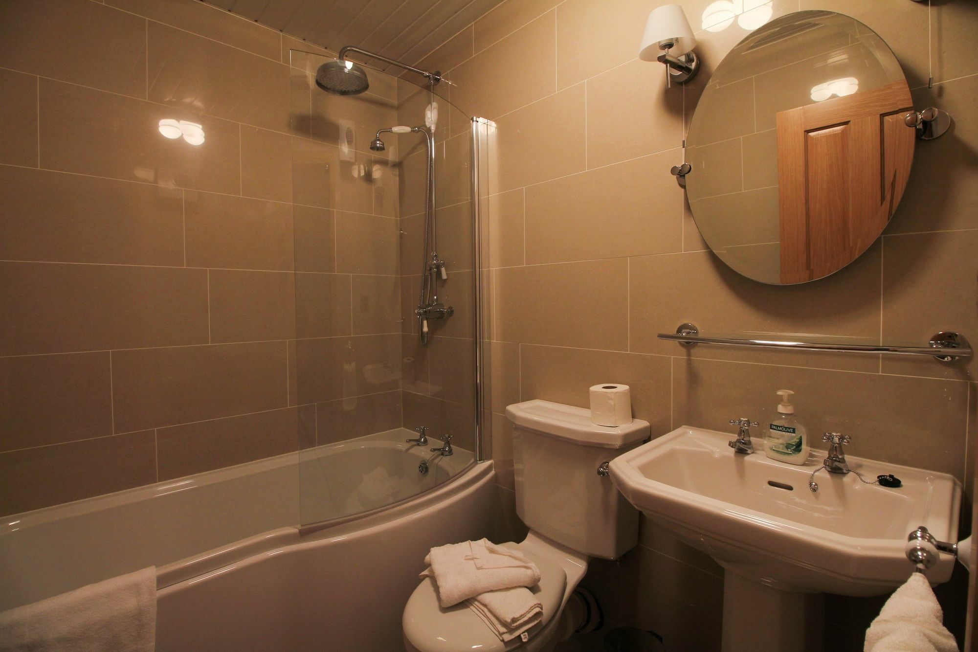Luxury River View Apartment Dublin
