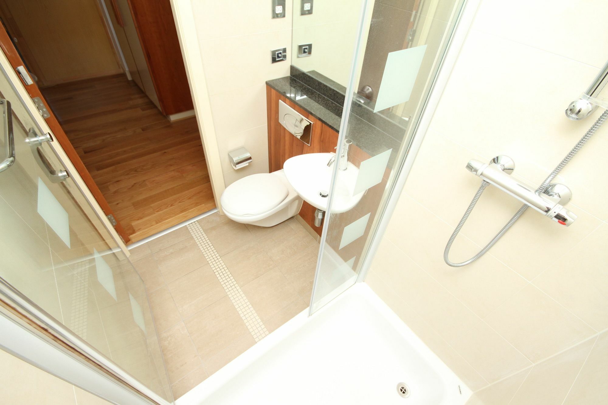 Georges Street Luxury *