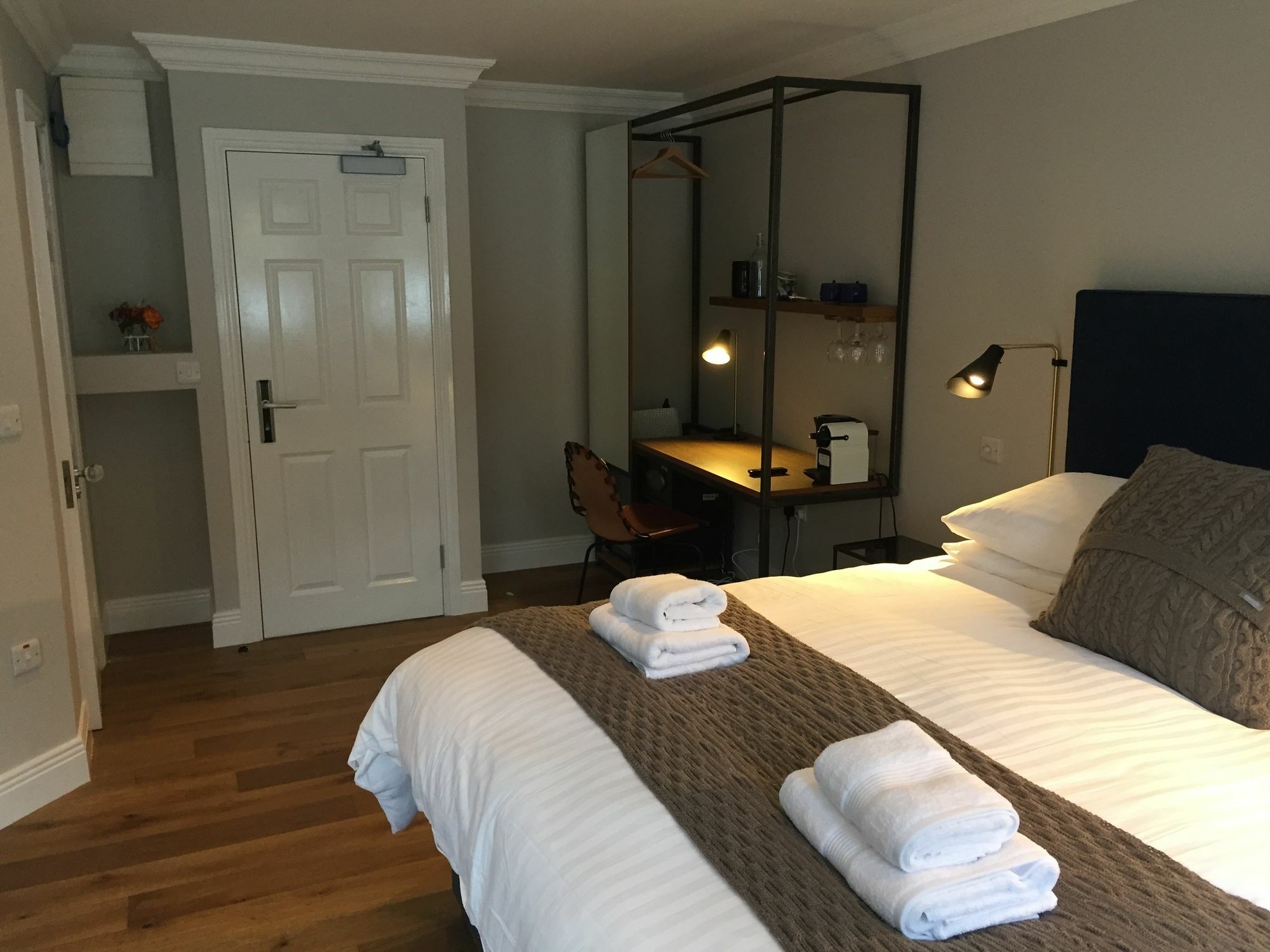 Gasthuis Pembroke Hall 3*