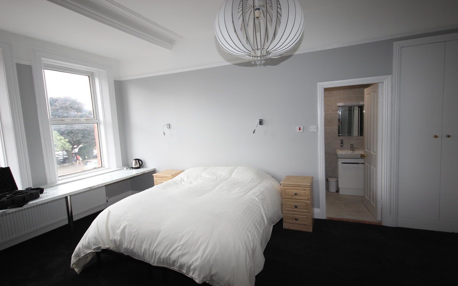 Aona Townhouse Guest house