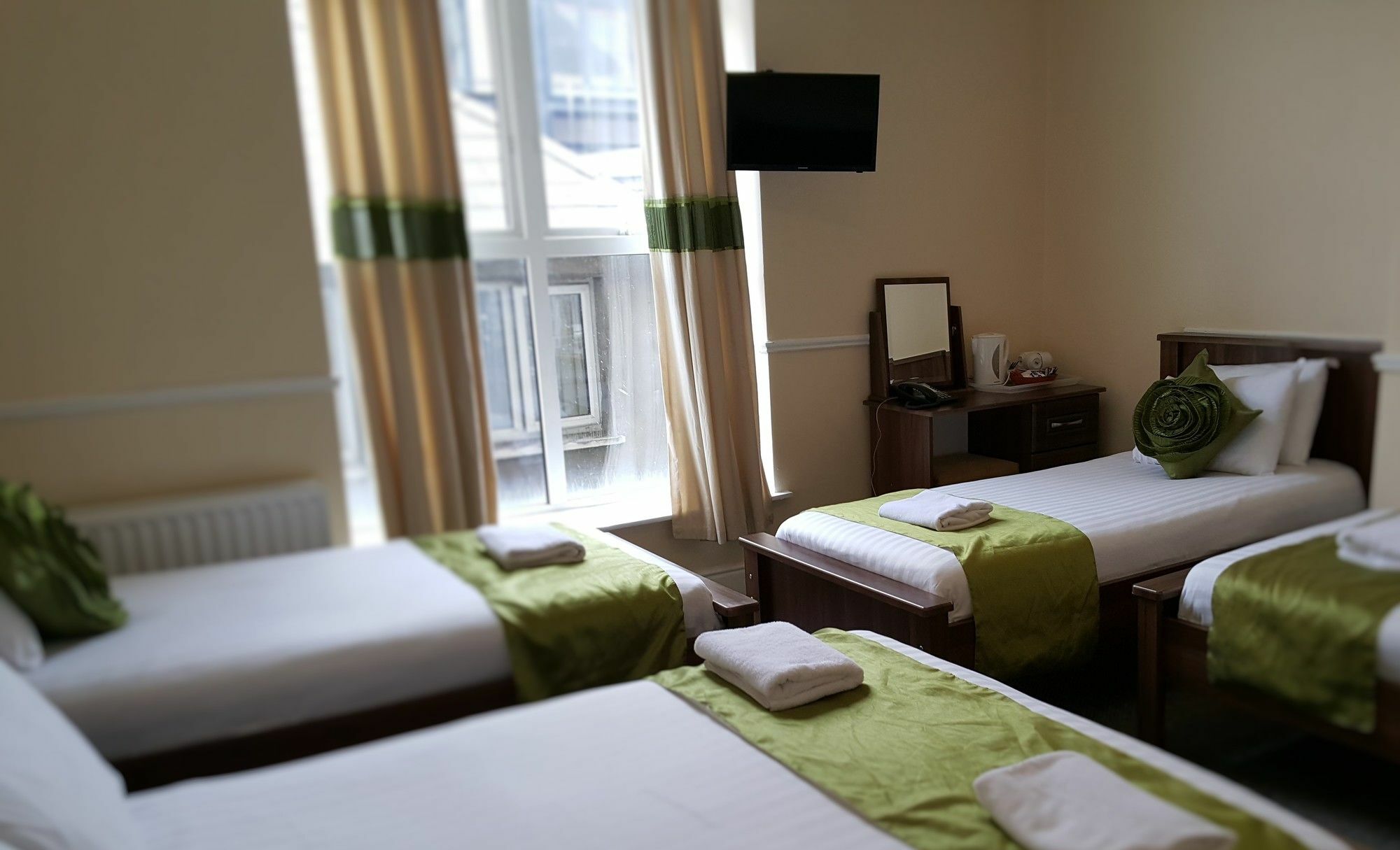 Hazelbrook House 3*