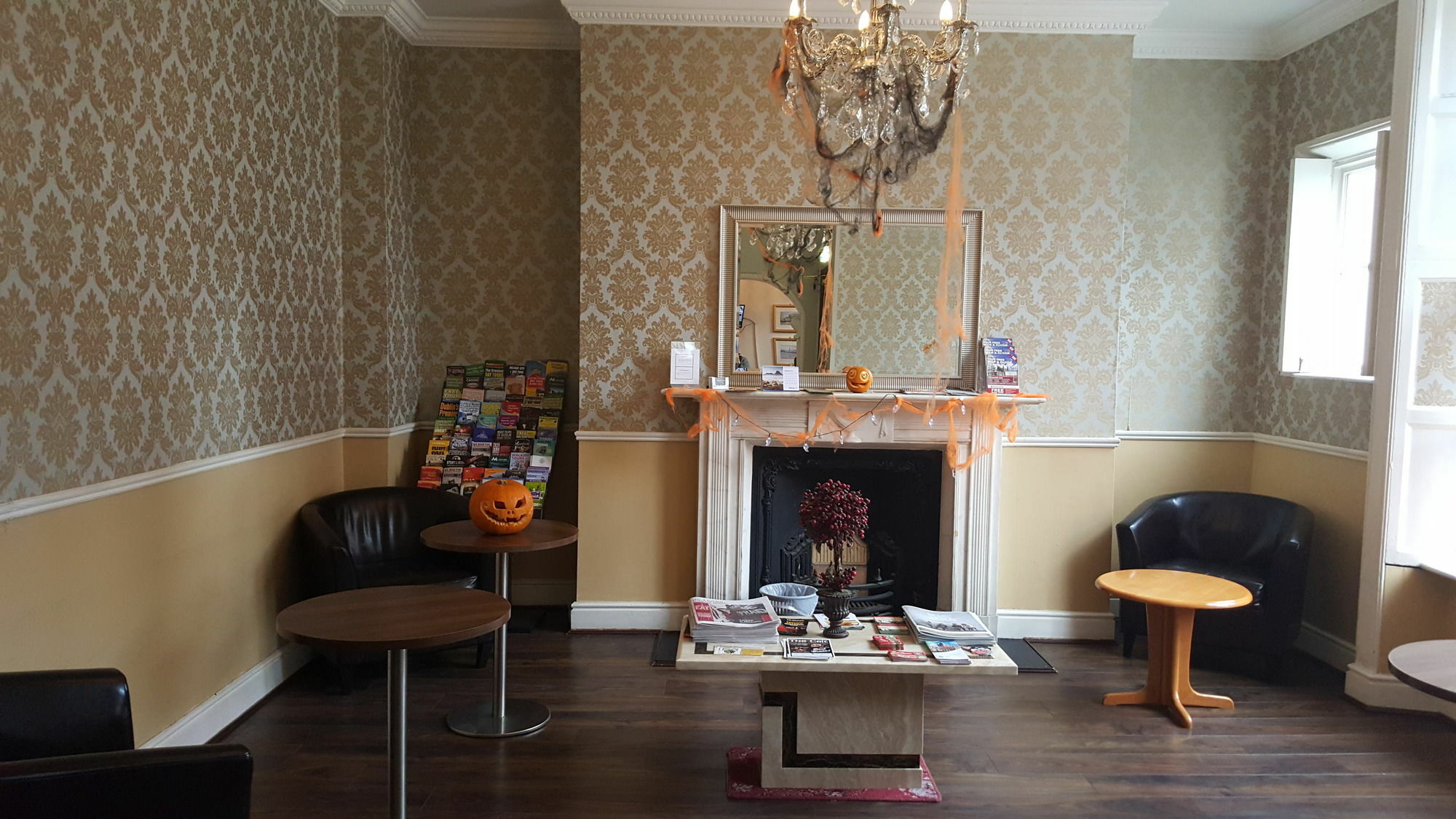 Hazelbrook House 3*