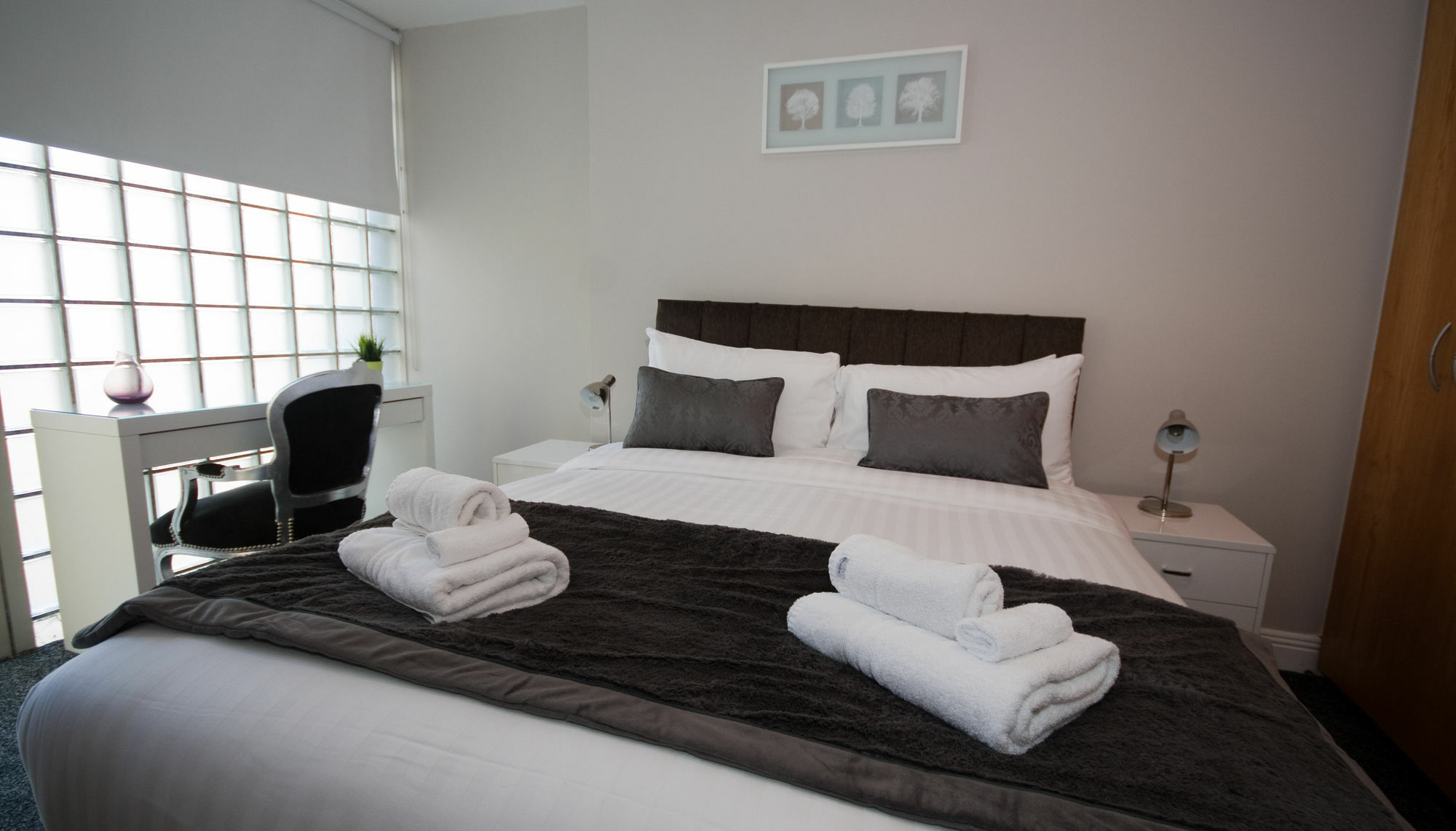 Jervis Aparthotel 3*