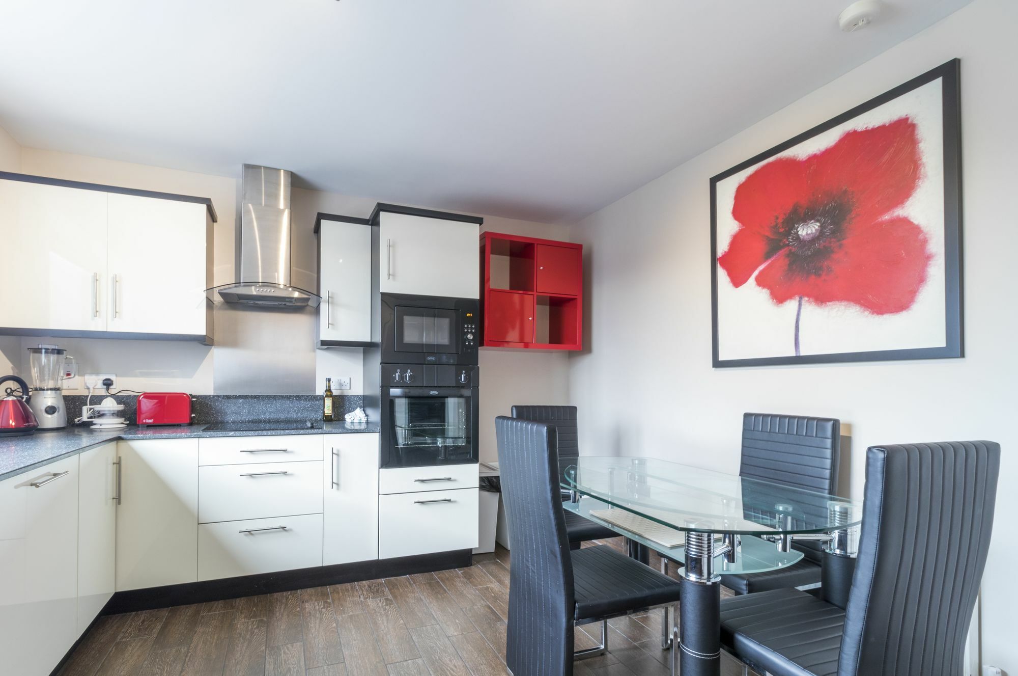 Aparthotel Broc House 4*