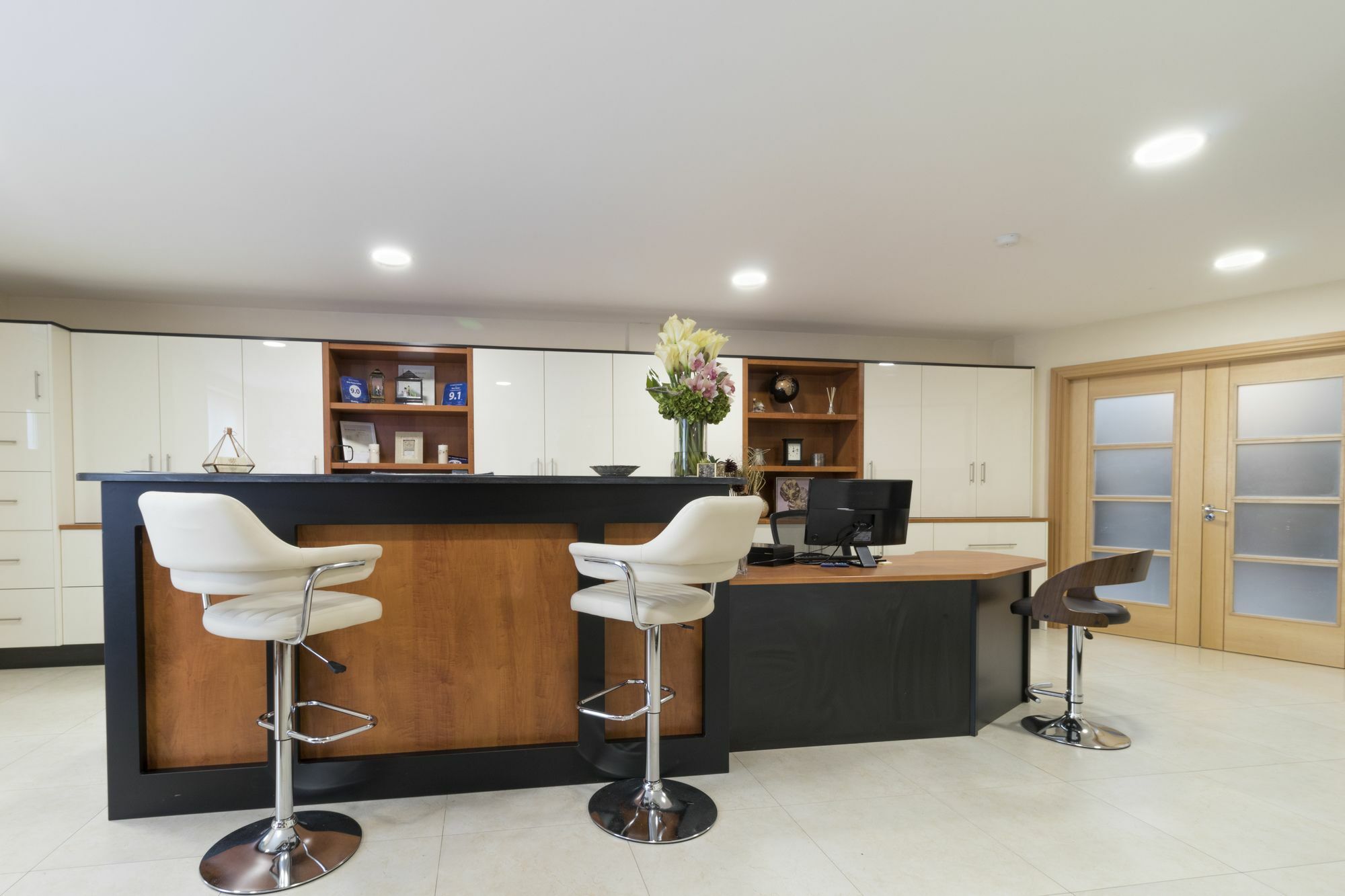 Broc House Aparthotel 4*