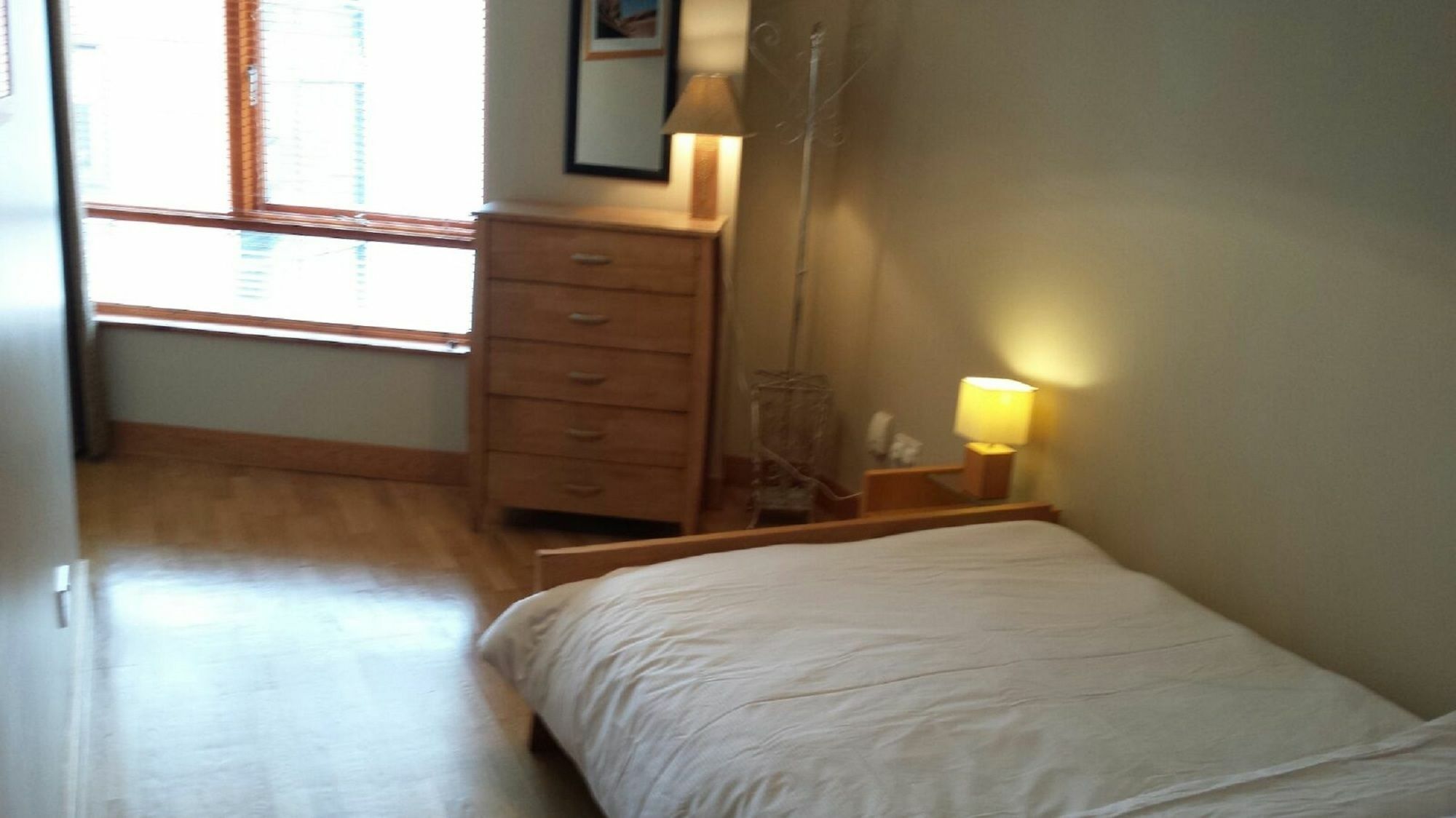 1 Apartment *