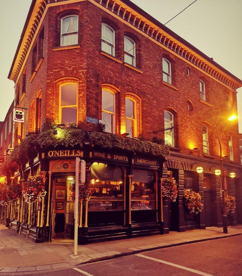 Guest house O'neills Victorian Pub & Townhouse 3*
