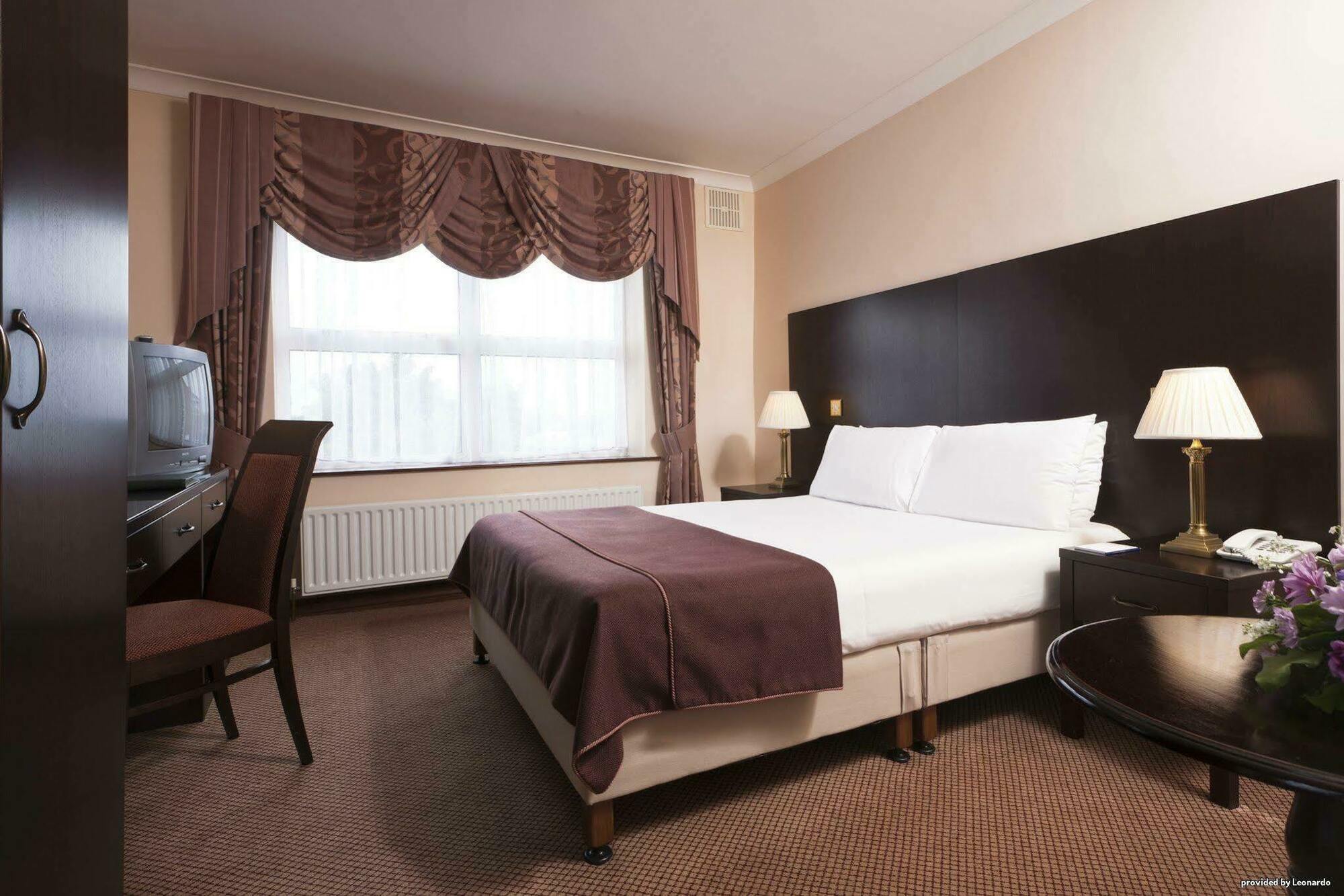 Hotel Sheldon Park And Leisure Club