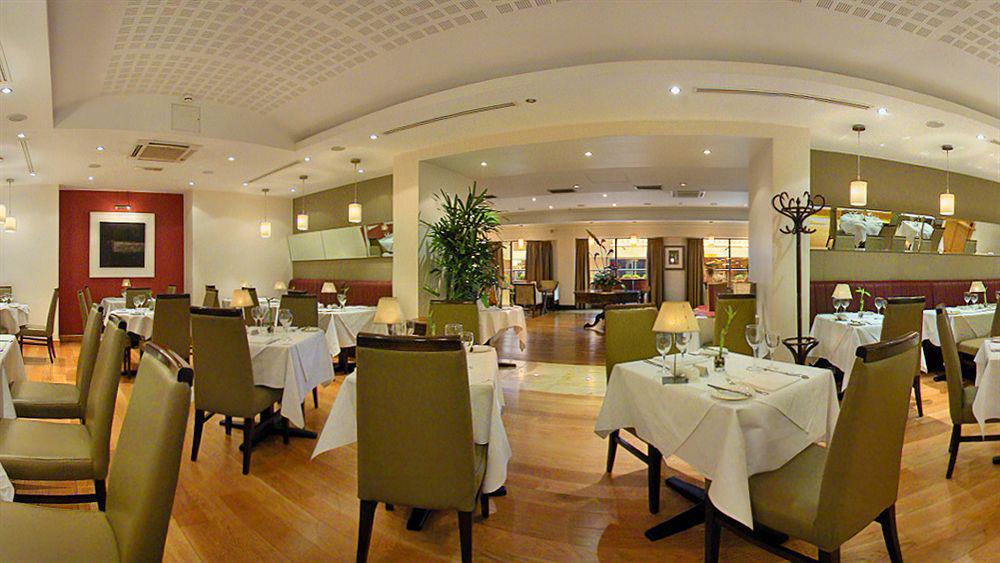 Brooks Hotel 4*