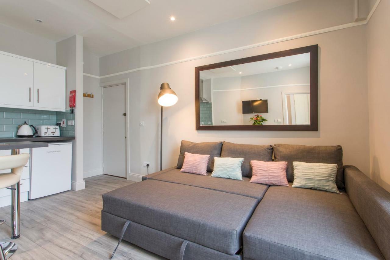 D-6 Apartment