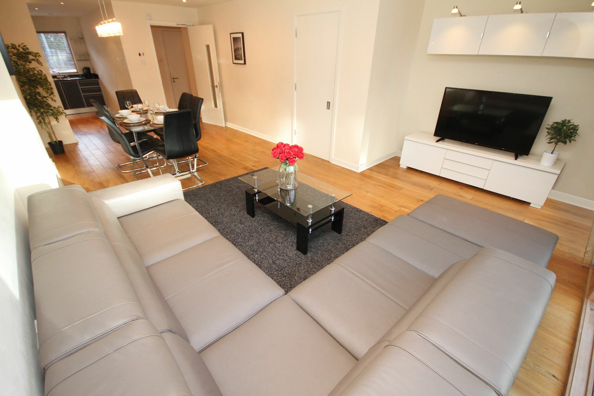 Apartment Beautiful Pearse Street *