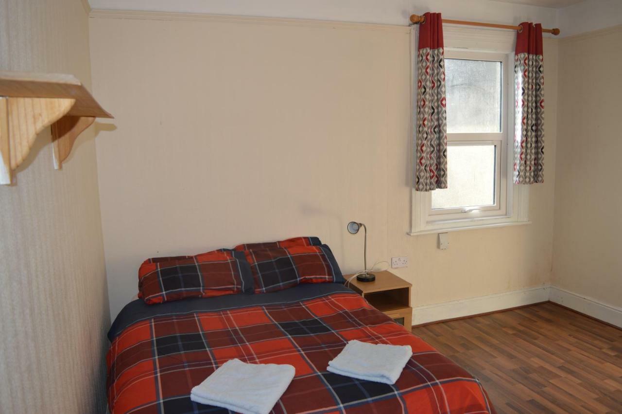 Guest house Library View