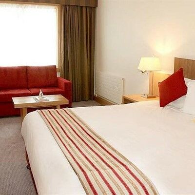 Hotel Clayton Cardiff Lane 4*
